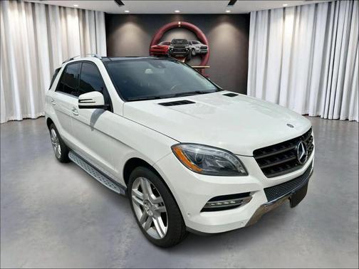 White 2015 Mercedes-Benz M-Class 4MATIC