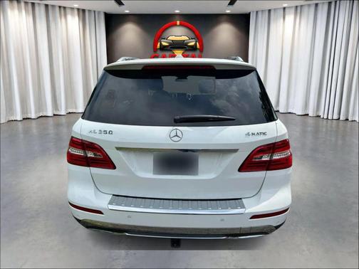White 2015 Mercedes-Benz M-Class 4MATIC