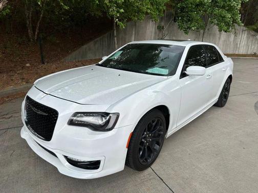 Bright White Clearcoat 2020 Chrysler 300 S