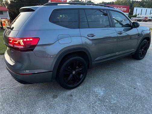 2023 Volkswagen Atlas 3.6L SEL
