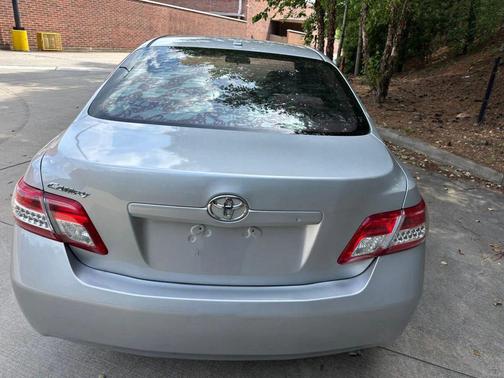 2010 Toyota Camry LE