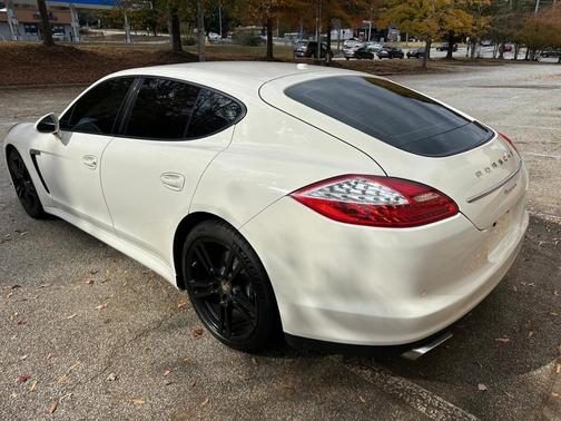 2012 Porsche Panamera 4