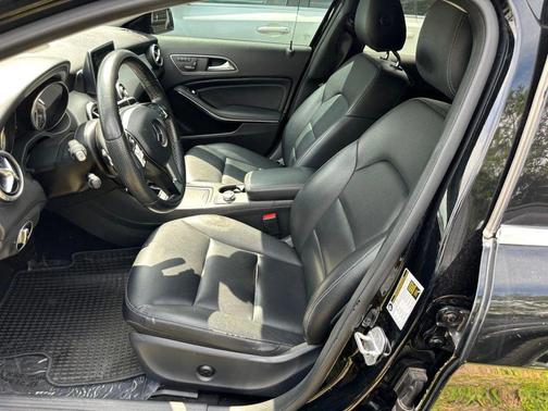 2015 Mercedes-Benz GLA-Class 4MATIC