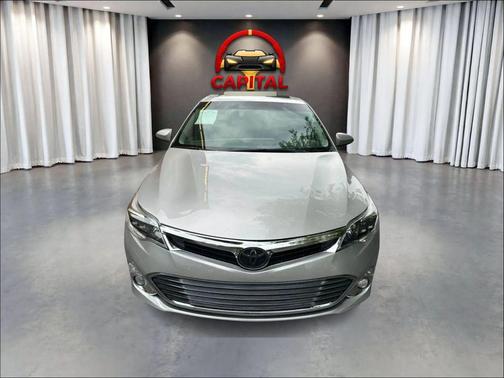 Silver 2014 Toyota Avalon XLE Premium