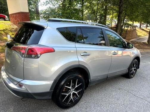 2016 Toyota RAV4 SE