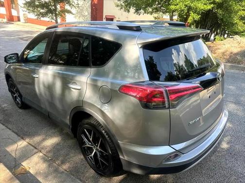 2016 Toyota RAV4 SE