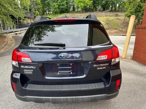 Deep Indigo Pearl 2013 Subaru Outback 3.6R Limited