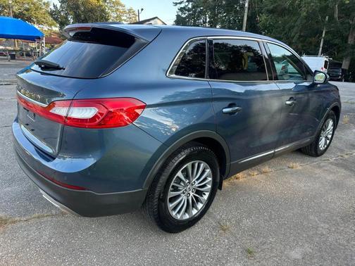 Blue Diamond Metallic 2018 Lincoln MKX Select