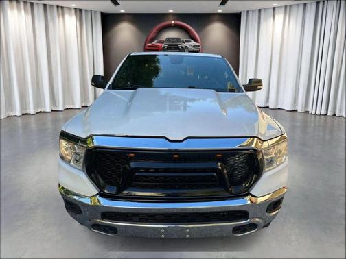 Bright White Clearcoat 2022 RAM 1500 Big Horn/Lone Star