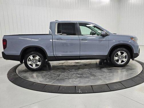Sonic Gray Pearl 2026 Honda Ridgeline RTL