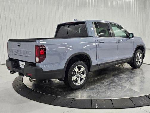 Sonic Gray Pearl 2026 Honda Ridgeline RTL