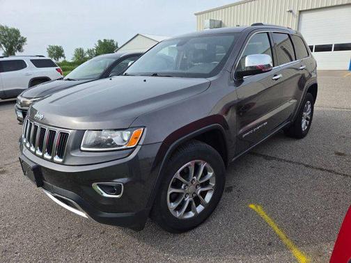 Granite Crystal Metallic Clearcoat 2015 Jeep Grand Cherokee Limited
