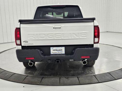 Platinum White Pearl 2026 Honda Ridgeline RTL
