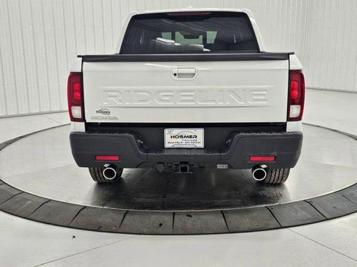 Platinum White Pearl 2026 Honda Ridgeline RTL
