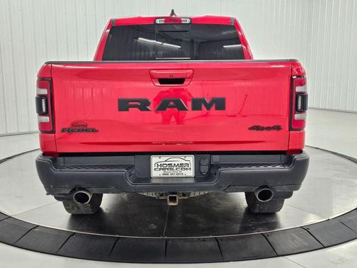 Flame Red Clearcoat 2019 RAM 1500 Rebel