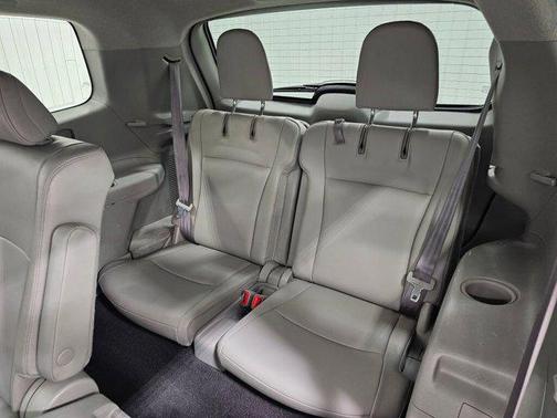 2013 Toyota Highlander SE