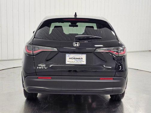 Crystal Black Pearl 2026 Honda HR-V LX