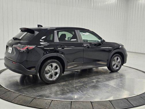 Crystal Black Pearl 2026 Honda HR-V LX
