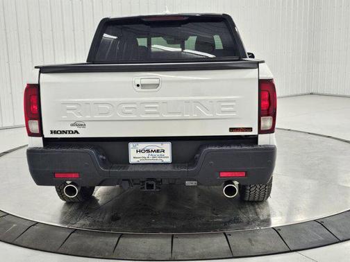Platinum White Pearl 2026 Honda Ridgeline TrailSport