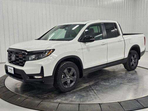 Platinum White Pearl 2026 Honda Ridgeline TrailSport