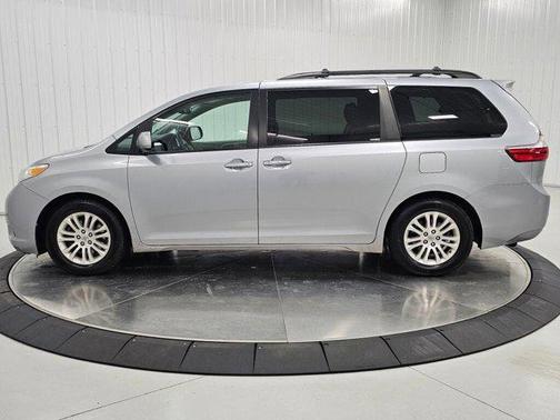Silver Sky Metallic 2015 Toyota Sienna XLE Premium