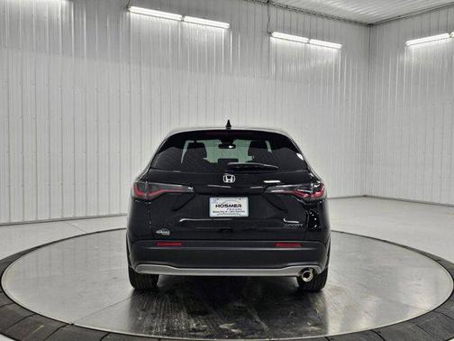 Crystal Black Pearl 2026 Honda HR-V AWD Sport