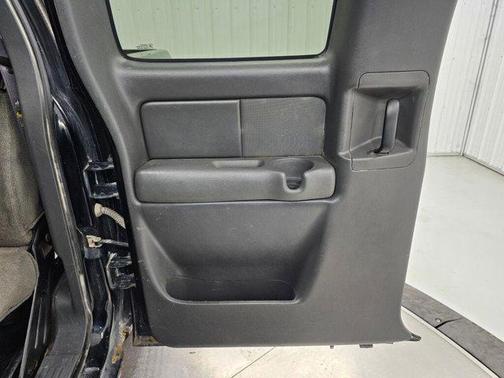 2004 Chevrolet Silverado 2500 LS H/D Extended Cab