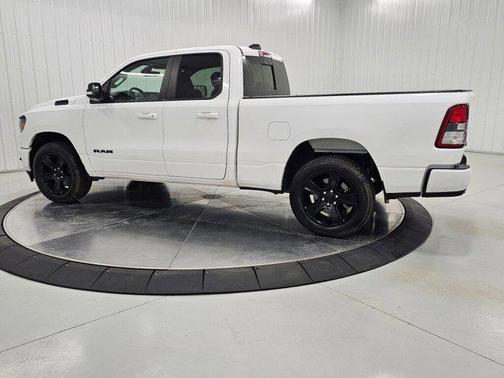 Bright White Clearcoat 2021 RAM 1500 Big Horn/Lone Star