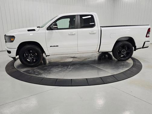 Bright White Clearcoat 2021 RAM 1500 Big Horn/Lone Star