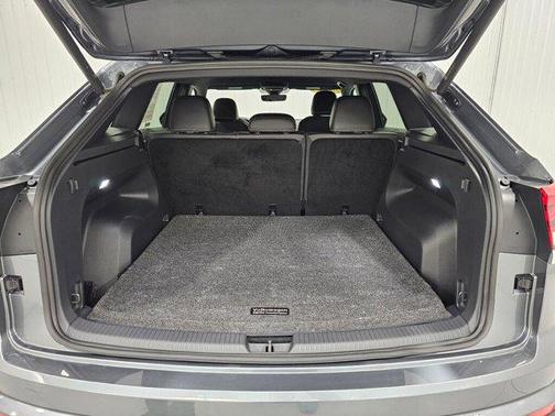 2024 Volkswagen Atlas Cross Sport 2.0T SE w/Technology 4MOTION