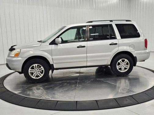 Starlight Silver Metallic 2004 Honda Pilot EX-L