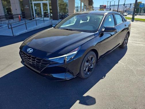 2023 Hyundai ELANTRA HEV Blue
