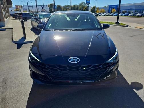 2023 Hyundai ELANTRA HEV Blue