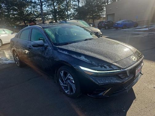 2025 Hyundai ELANTRA HEV Limited