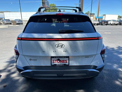 Atlas White 2026 Hyundai KONA Limited