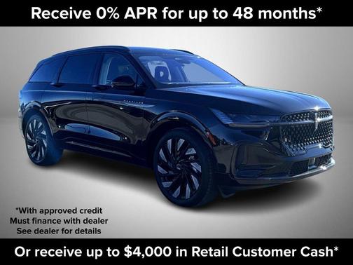 Infinite Black Metallic Clearcoat 2026 Lincoln Nautilus Reserve