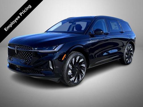Infinite Black Metallic Clearcoat 2026 Lincoln Nautilus Reserve