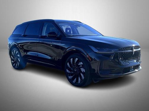 Infinite Black Metallic Clearcoat 2026 Lincoln Nautilus Reserve