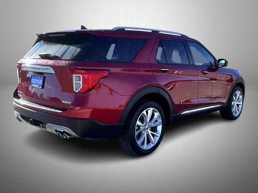 2023 Ford Explorer Platinum