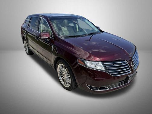 2019 Lincoln MKT Standard