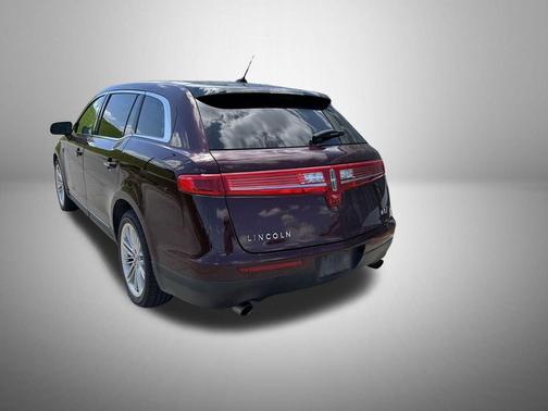 2019 Lincoln MKT Standard