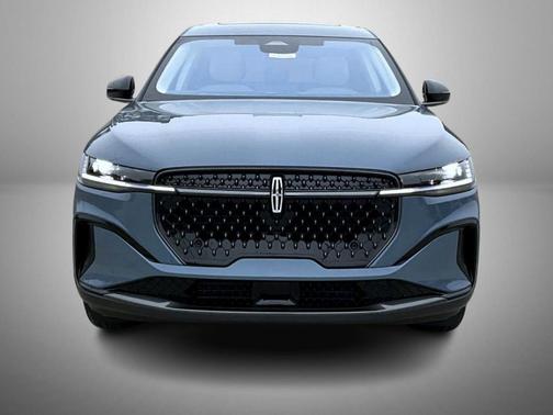 Whisper Blue Metallic Clearcoat 2026 Lincoln Nautilus Premiere