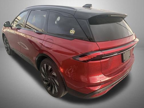 Red Carpet Metallic Tinted Clearcoat 2025 Lincoln Nautilus Reserve