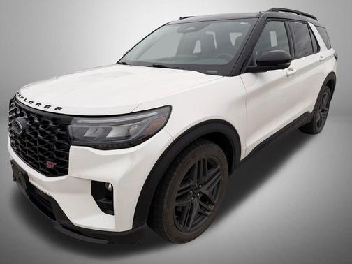 Star White Metallic Tri-Coat 2025 Ford Explorer ST