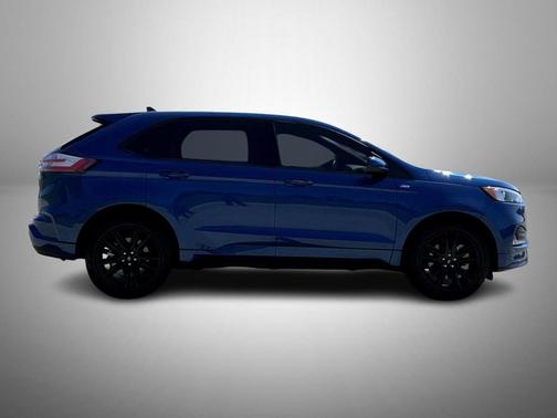 Atlas Blue Metallic 2023 Ford Edge ST Line