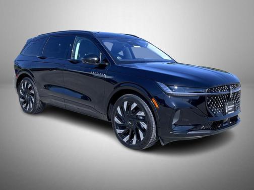 Infinite Black Metallic Clearcoat 2026 Lincoln Nautilus Reserve