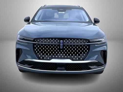 Whisper Blue Metallic Clearcoat 2026 Lincoln Nautilus Reserve