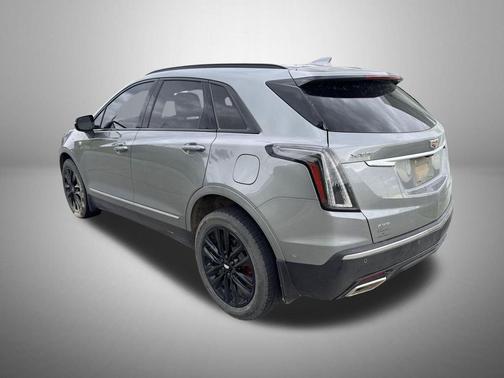 Argent Silver Metallic 2023 Cadillac XT5 Sport