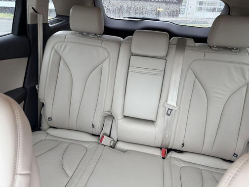 Ruby Red Metallic Tinted Clearcoat 2016 Lincoln MKX Select