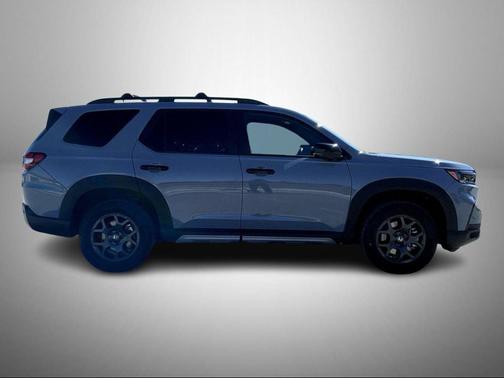 2023 Honda Pilot AWD TrailSport